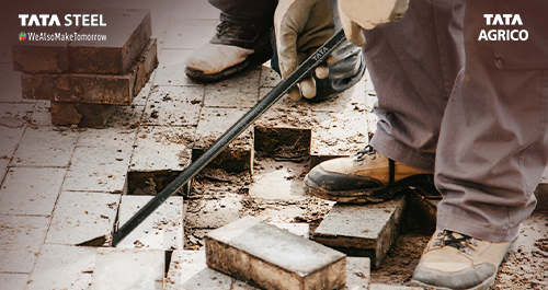 Uses of Crowbar in Construction